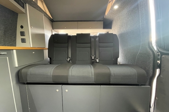 vw-transporter-8-ball-interior-rear-seats.jpg