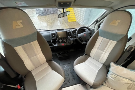 auto-sleepers-symbol-mq-interior-cab.jpg