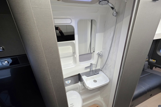 Swift-Trekker-XL-Interior-Shower.jpg