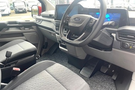 bespoke-ford-interior-cab - Copy.jpg