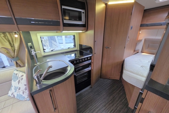Auto-Trail-Tracker-FB-Interior-Kitchen.jpg