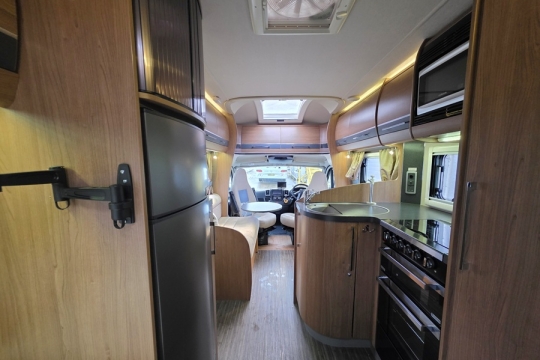Auto-Trail-Tracker-FB-Interior-Rear-to-Front.jpg