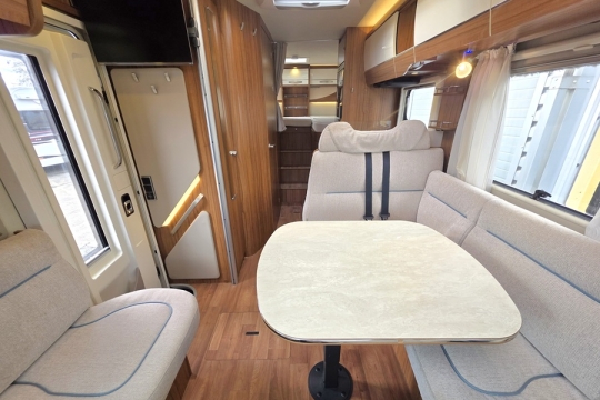 Hymer-T588-Ambition-Interior-Front-to-Rear.jpg