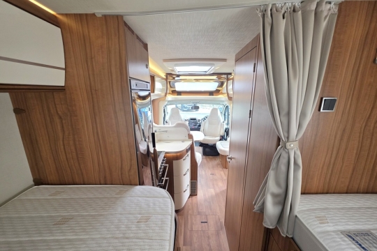 Hymer-T588-Ambition-Interior-Rear-to-Front.jpg