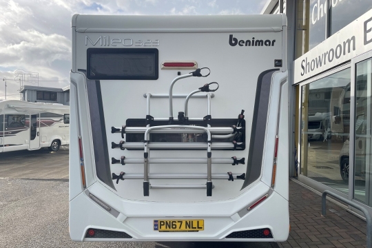 benimar-mileo-323-exterior-rear.jpg