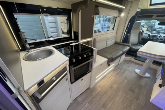 chausson-630-interior-kitchen-to-front.jpg