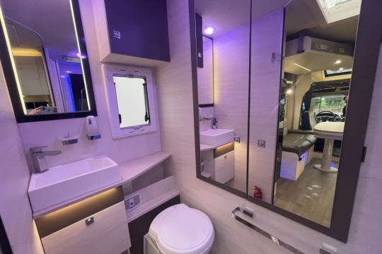chausson-630-interior-washroom.jpg