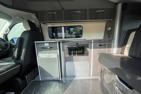 VW-Aurora-Camper-interior-kitchen.jpg