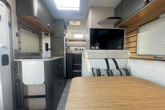 hymer-xperience-ML-T-580-interior-to-rear.jpg