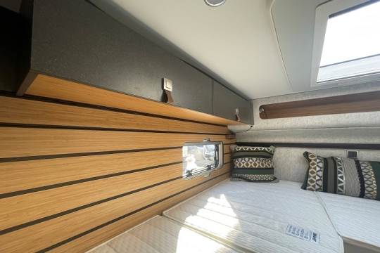 hymer-xperience-ML-T-580-interior-bedroom-detail.jpg