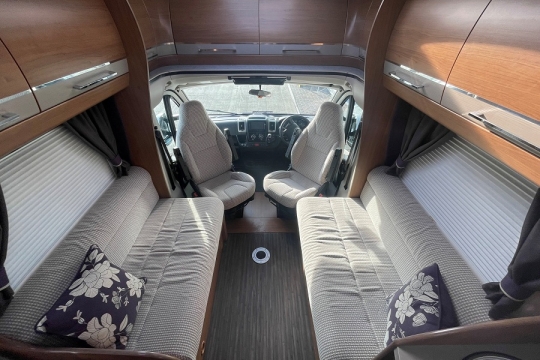 auto-trail-tracker-rs-interior-front-lounge.jpg