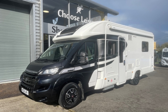 auto-trail-tracker-lb-exterior-front-side.jpg
