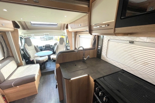 auto-trail-tracker-lb-interior-kitchen-to-front.jpg