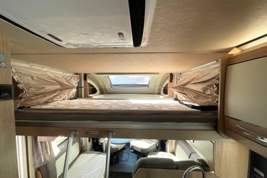 auto-trail-tracker-lb-interior-drop-down-bed.jpg