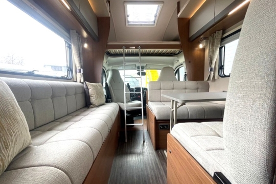 Auto-Trail-Tribute-T620-interior-to-front-2.jpg