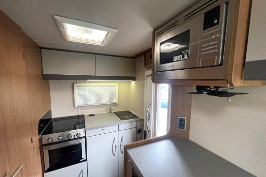 Auto-Trail-Tribute-T620-interior-rear.jpg