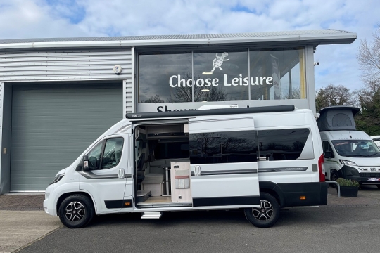 auto-sleepers-fairford-exterior-side.jpg