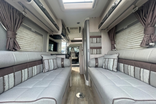 auto-sleepers-fairford-interior-to-front.jpg