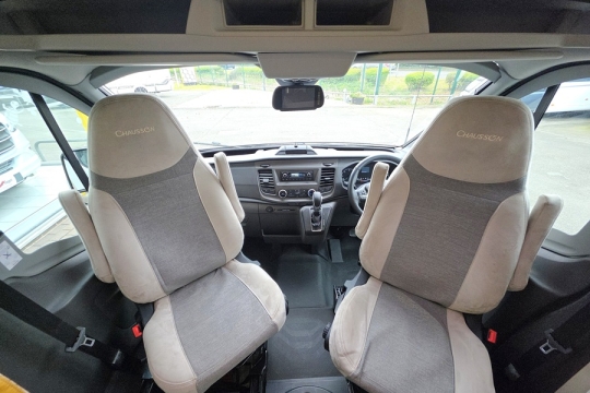 Chausson-Titanium-Premium-640-Interior-Cab.jpg