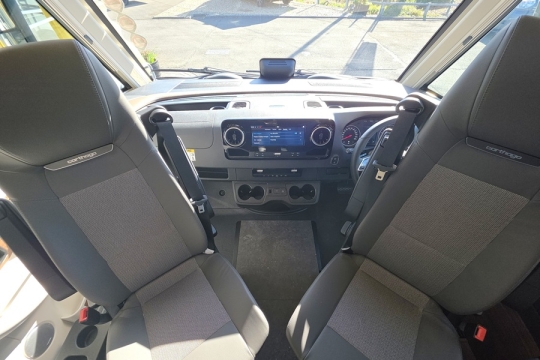 Carthago-Chic-C-Line-I-4.9-LE-Interior-Cab.jpg