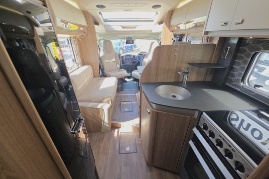 Swift-Bessacarr-599-Interior-Rear-to-Front.jpg