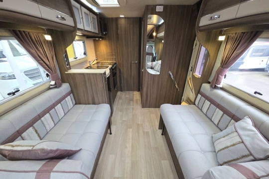 Auto-Sleepers-Corinium-RB-Interior-Front-to-Rear.jpg
