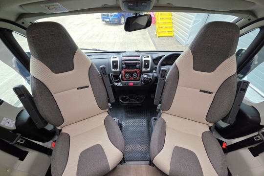 Bessacarr-494-Interior-Cab.jpg