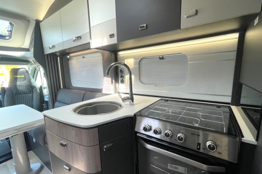 swift-trekker-584-interior-kitchen-side.jpg