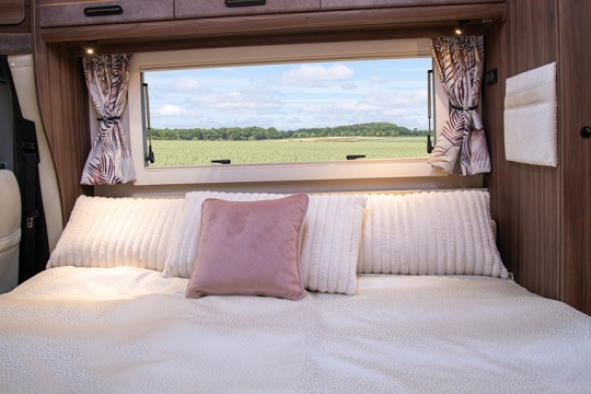 BOURTON-DOUBLEBED-web_1420x800.jpg