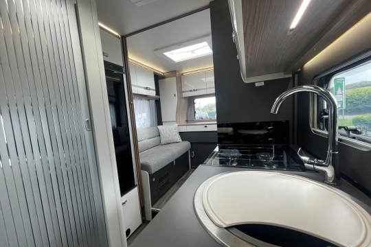 swift-voyager-574-interior-sink-to-rear.jpg