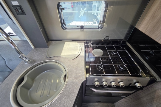 Swift-Voyager-594-Interior-Kitchen-Top.jpg