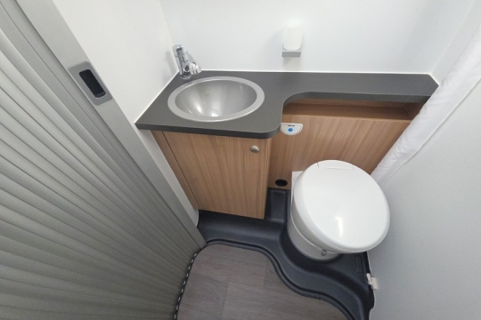Sunliving-A70-DK-Interior-Bathroom.jpg