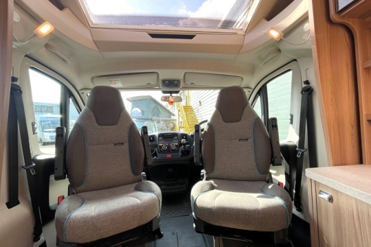 swift-rio-320-interior-cab-seats.jpg