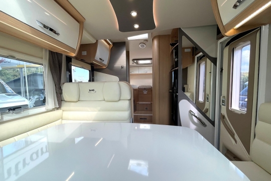 mclouis-fusion-373-interior-to-rear.jpg