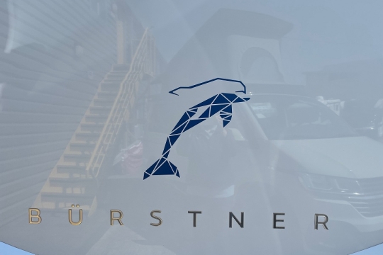 burstner-delfin-exterior-dolphin-decal.jpg