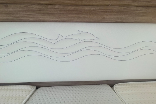 burstner-delfin-interior-dolphin-headboard.jpg