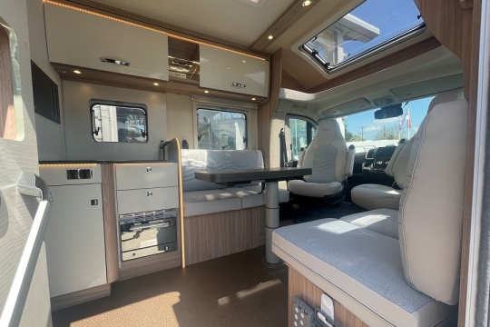 burstner-delfin-interior-overview.jpg