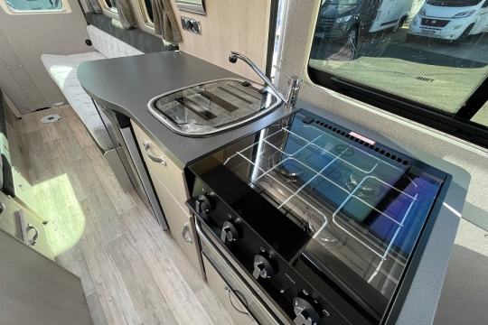 auto-sleepers-warwick-xl-interior-kitchen-2.jpg