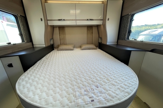 swift-escape-694-interior-bedroom.jpg