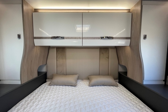 swift-escape-694-interior-bed-detail.jpg