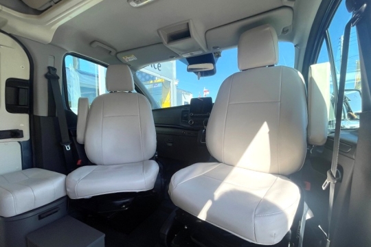 westfalia-kelsey-interior-cab-seats.jpg