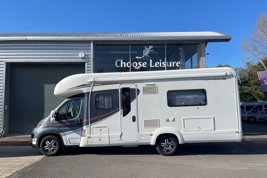 auto-trail-dakota-exterior-side.jpg