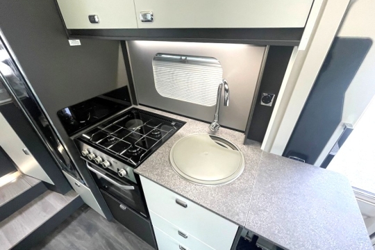 swift-voyager-485-interior-kitchen.jpg