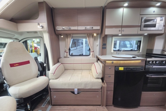 Elddis-Majestic-285-Interior-Side.jpg