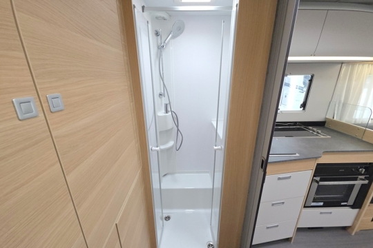 Adria-Matrix-Axess-600-DT-Interior-Shower.jpg