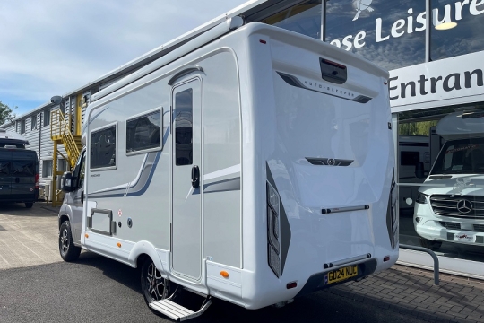 auto-sleepers-broadway-eb-exterior-rear-side.jpg