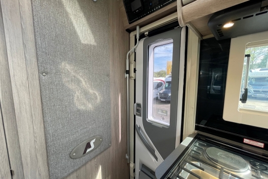 auto-sleepers-broadway-eb-interior-exit.jpg