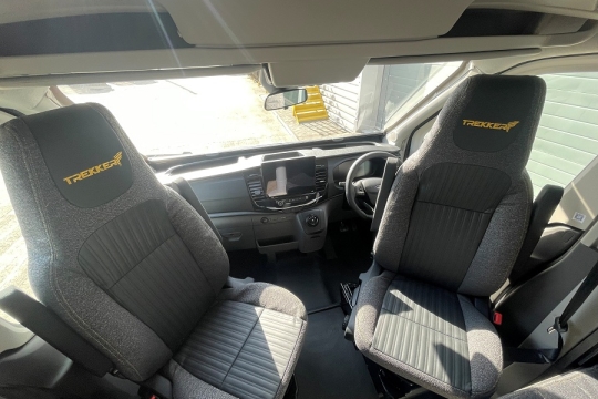 swift-trekker-594-interior-cab.jpg