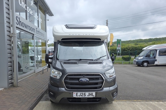 Auto-Trail-F72-Exterior-Front.jpg