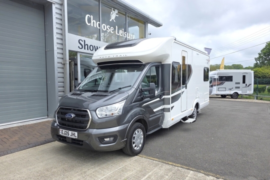 Auto-Trail-F72-Exterior-Front-Side.jpg